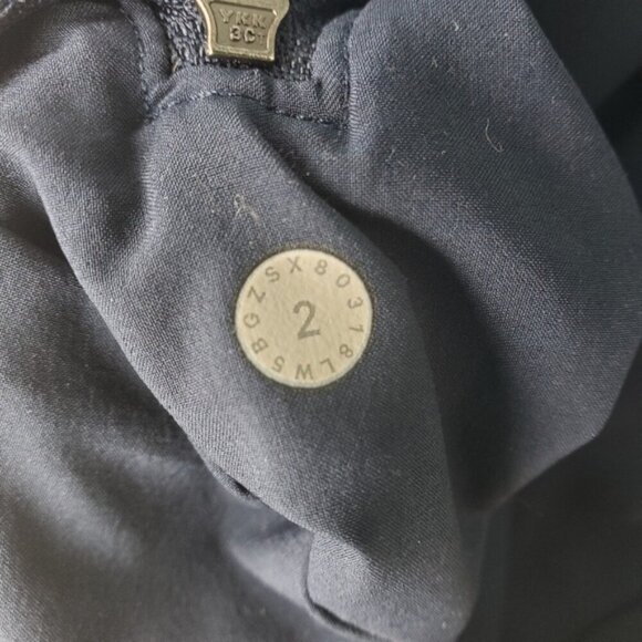 Lululemon True Navy On The Move Pants Size 2 - Picture 10 of 10